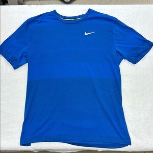Nike Men's Blue Athletic Shirt